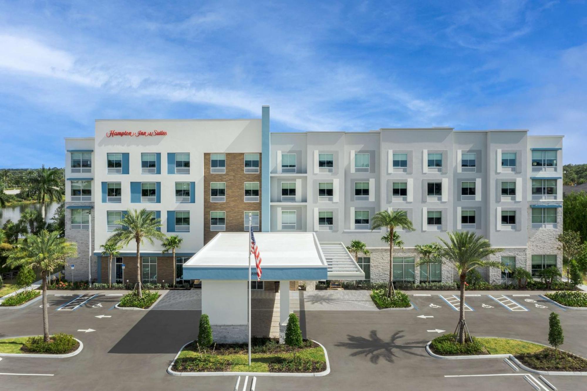 Hampton Inn & Suites Naples South Naples Manor Extérieur photo