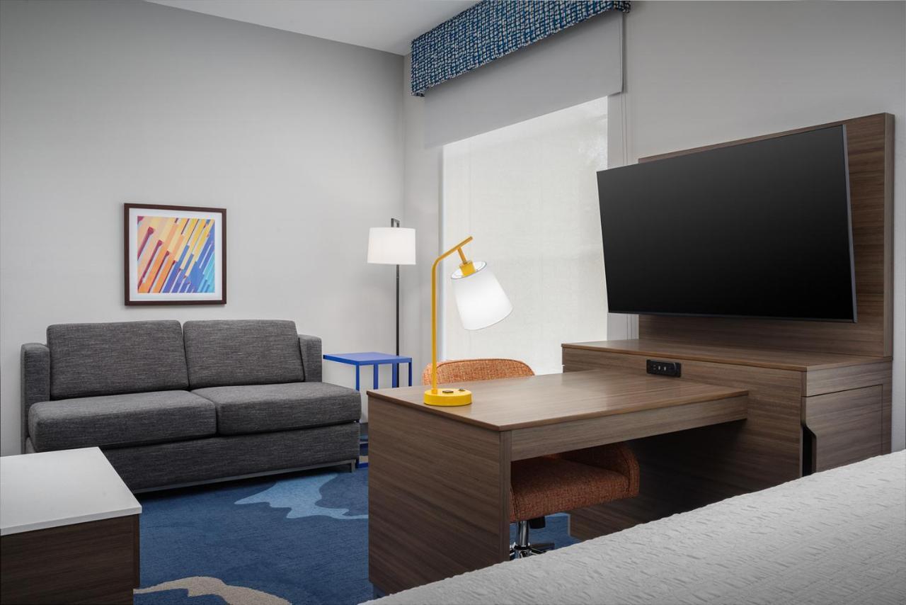 Hampton Inn & Suites Naples South Naples Manor Extérieur photo