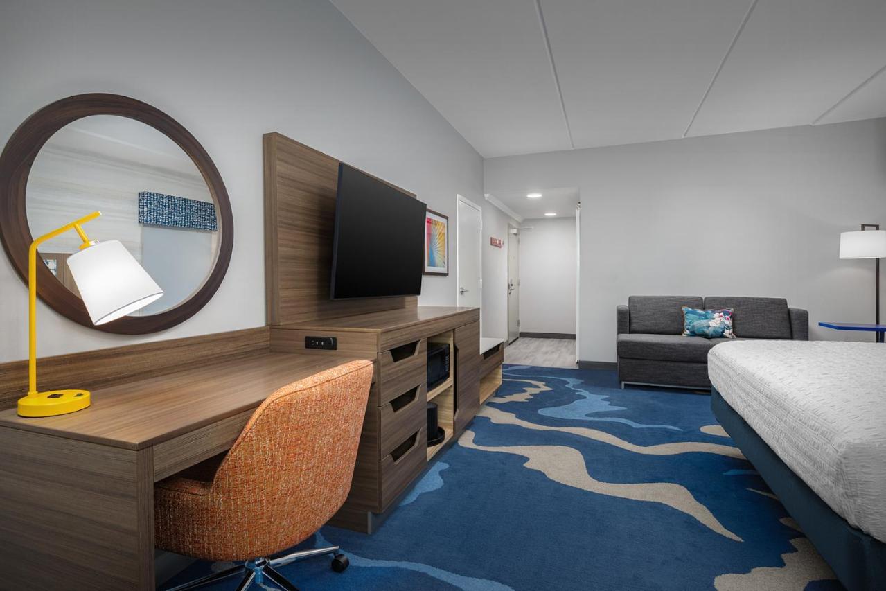 Hampton Inn & Suites Naples South Naples Manor Extérieur photo