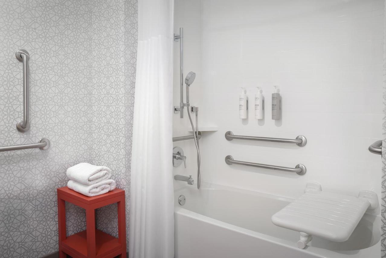 Hampton Inn & Suites Naples South Naples Manor Extérieur photo